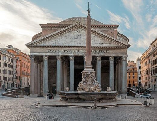 pantheon vista frontale piazza